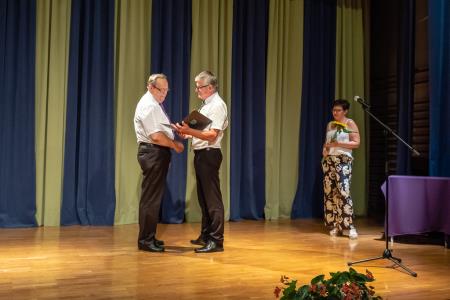 NA SLAVNOSTNI AKADEMIJI PODELILI OBČINSKA PRIZNANJA 10